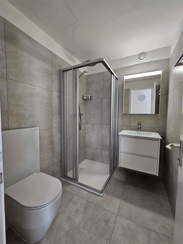 Castagnola, monolocale con terrazzo vista lago – Foto 9 von 13