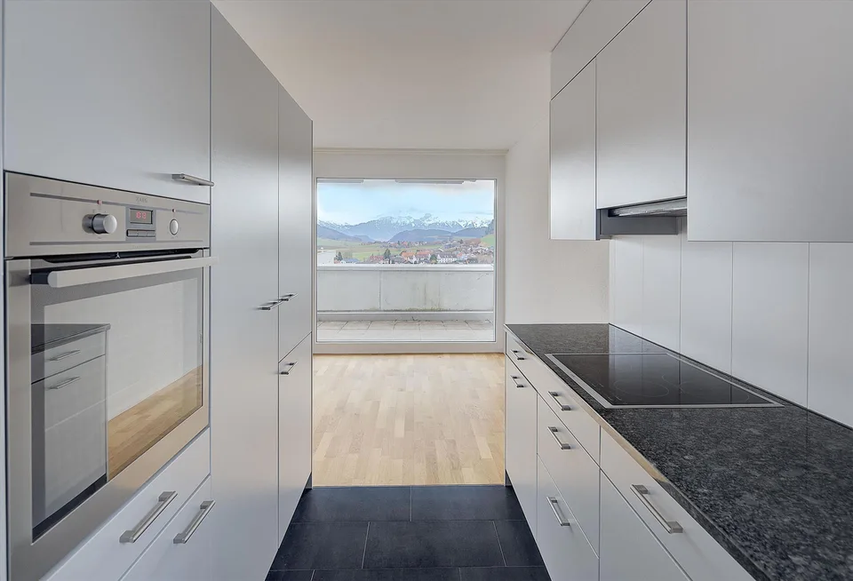 Traumhafte Aussicht auf 46 m² Terrasse geniessen!