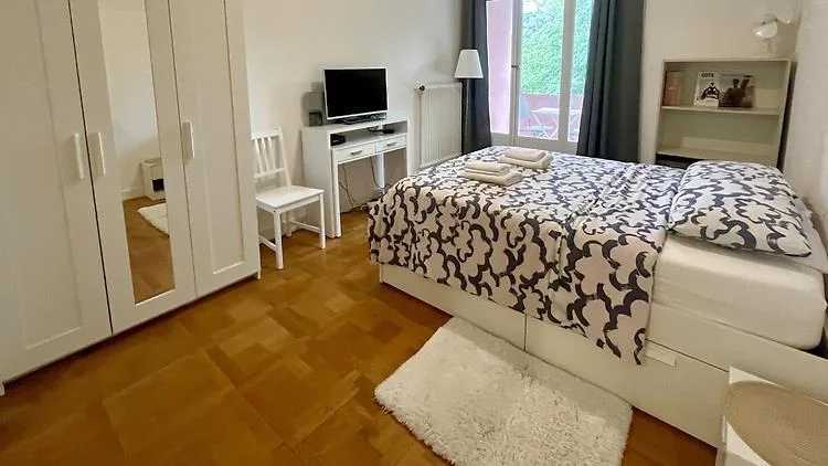 APPARTEMENT 2 PIÈCES À GENÈVE - PLAINPALAIS/ACACIAS, MEUBLÉ