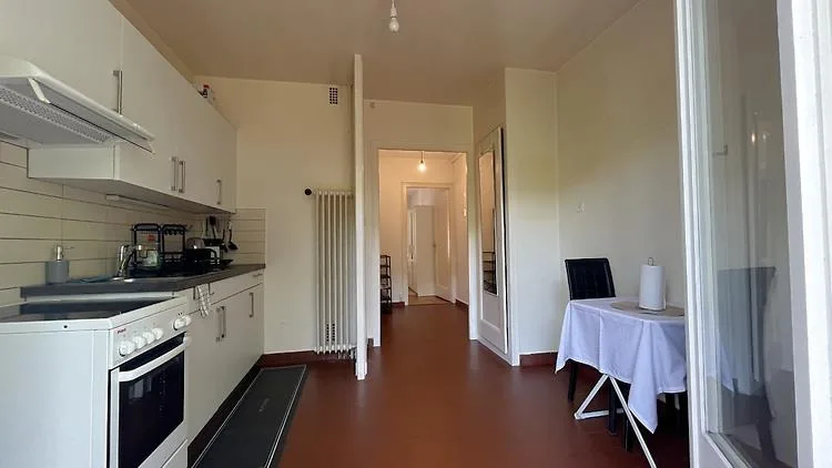 APPARTEMENT 2 PIÈCES À GENÈVE - PLAINPALAIS/ACACIAS, MEUBLÉ