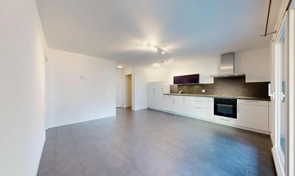 Exclusif: lumineux appartement avec grand balcon-terrasse