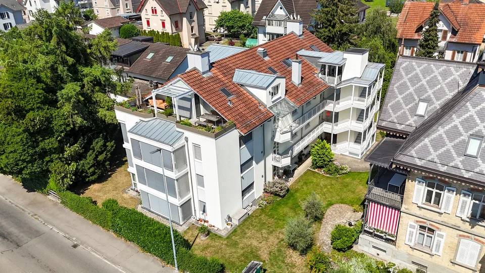 Grosszügiger Wohnkomfort mit Charme
