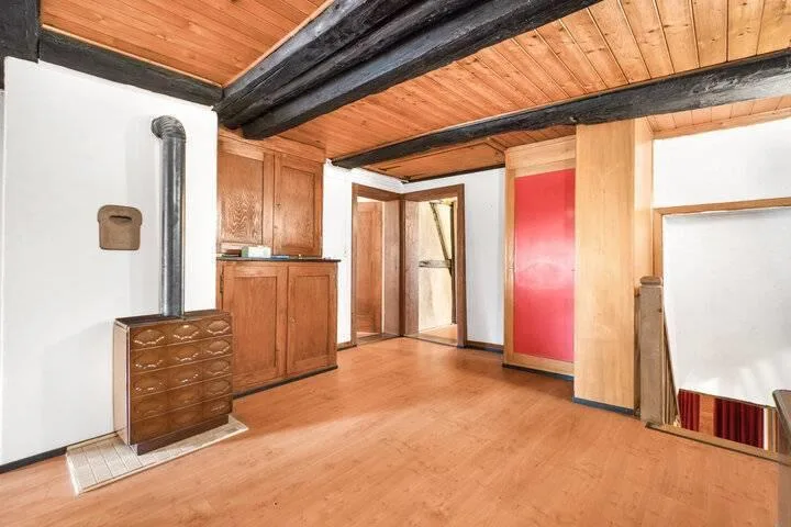 CASA DI CAMPAGNA ESCLUSIVA E RICCA DI STORIA – foto 8 di 9