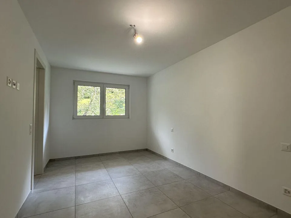 Neue und moderne 3.5-Zimmer-Wohnung, letztes Stockwerk und offene Aussicht Mendrisio Arzo – Foto 7 von 15
