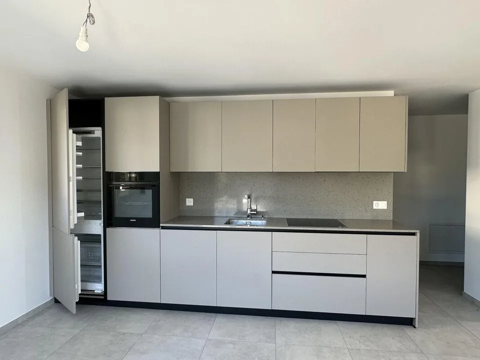 Neue und moderne 3.5-Zimmer-Wohnung, letztes Stockwerk und offene Aussicht Mendrisio Arzo – Foto 6 von 15