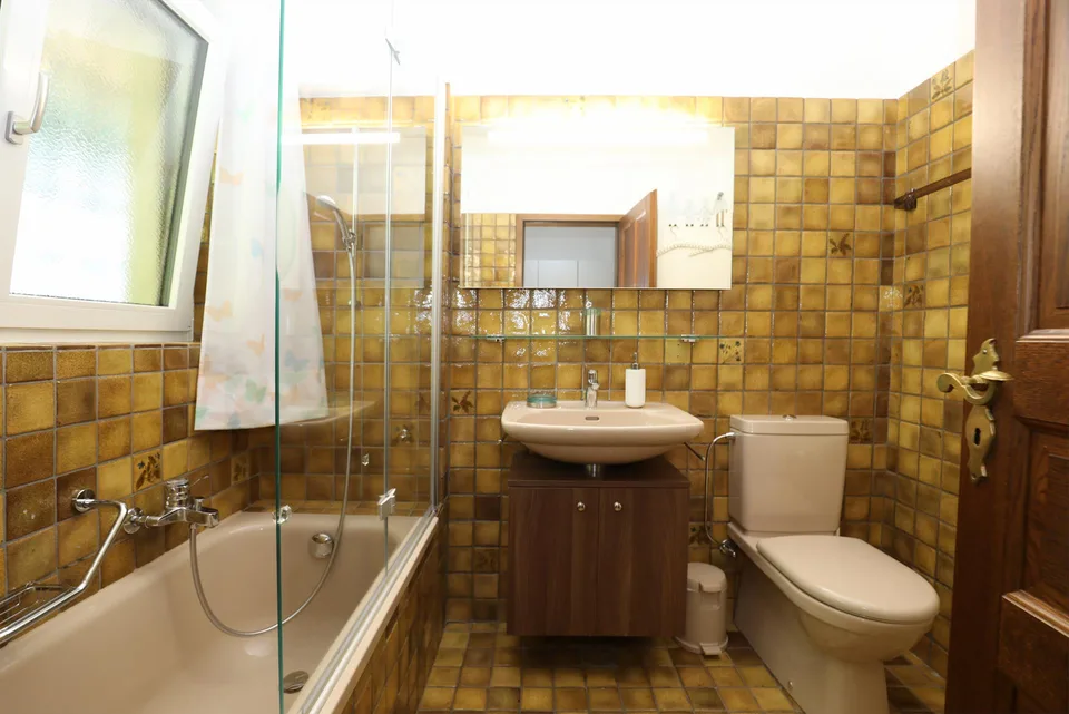 Charmante 1.5-Zimmer-Wohnung mit Seeblick und Pool in Vira (Gambarogno) – Foto 13 von 18