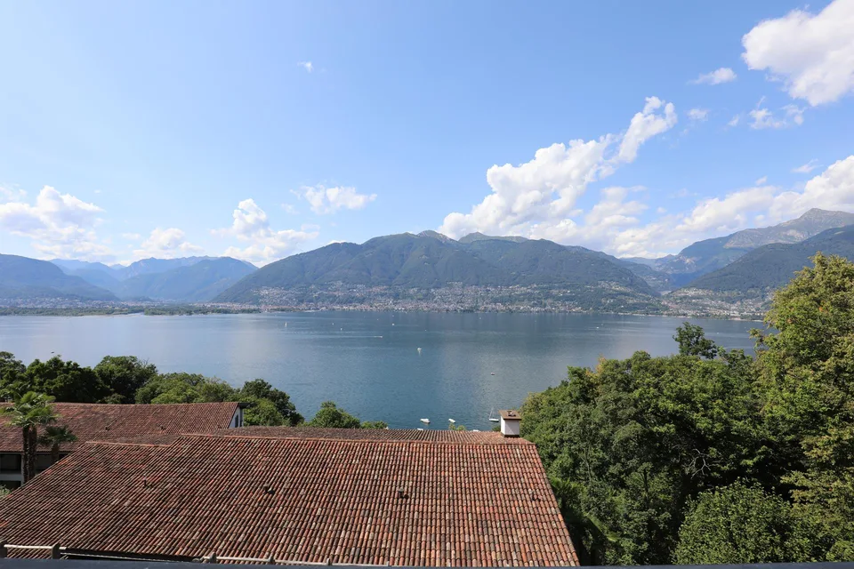 Charmante 1.5-Zimmer-Wohnung mit Seeblick und Pool in Vira (Gambarogno) – Foto 14 von 18