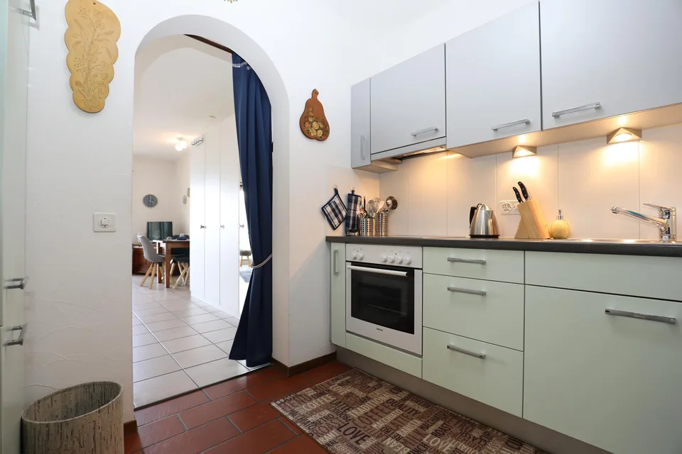 Charmante 1.5-Zimmer-Wohnung mit Seeblick und Pool in Vira (Gambarogno) – Foto 11 von 18