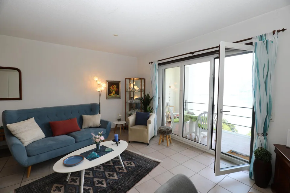 Charmante 1.5-Zimmer-Wohnung mit Seeblick und Pool in Vira (Gambarogno) – Foto 8 von 18