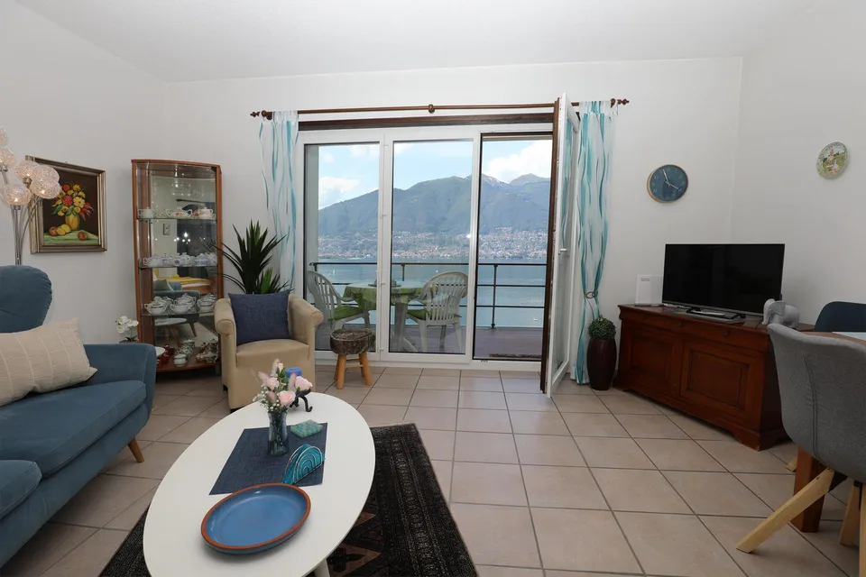 Charmante 1.5-Zimmer-Wohnung mit Seeblick und Pool in Vira (Gambarogno) – Foto 7 von 18