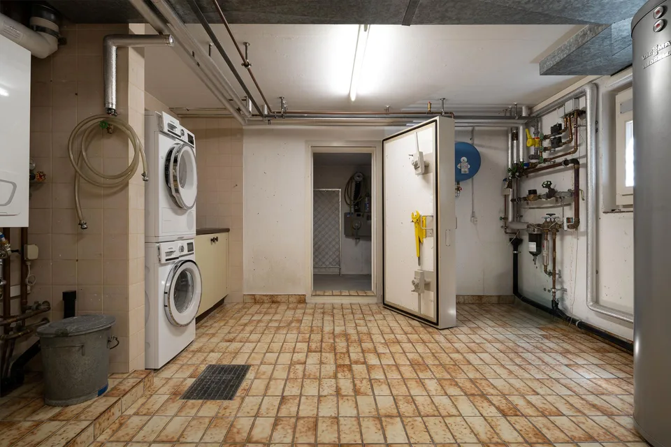 Casa unifamiliare con giardino e box auto – foto 14 di 18