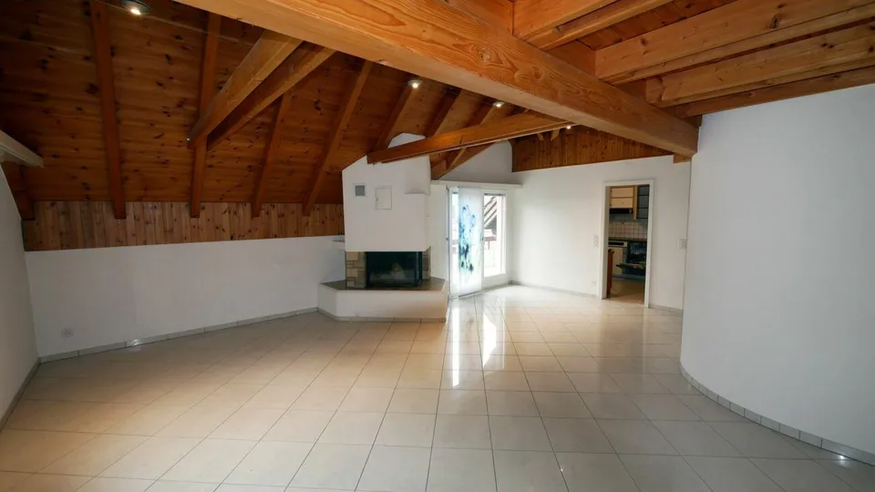 5.5 - Zimmer - Dachwohnung (Maisonette)