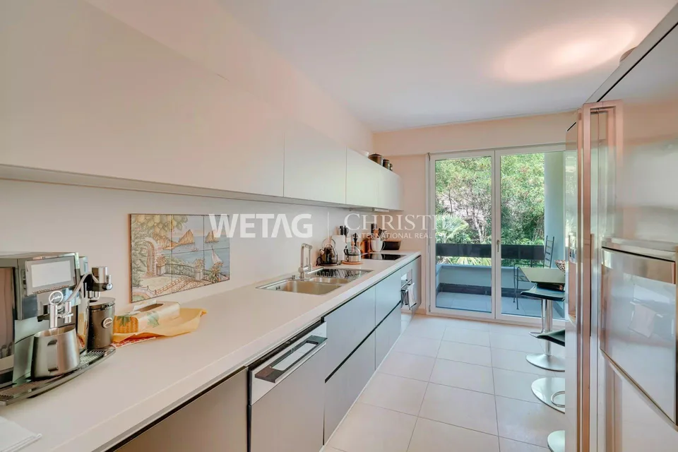 Penthouse exclusif et spacieux avec vue panoramique sur le lac à Ascona à vendre