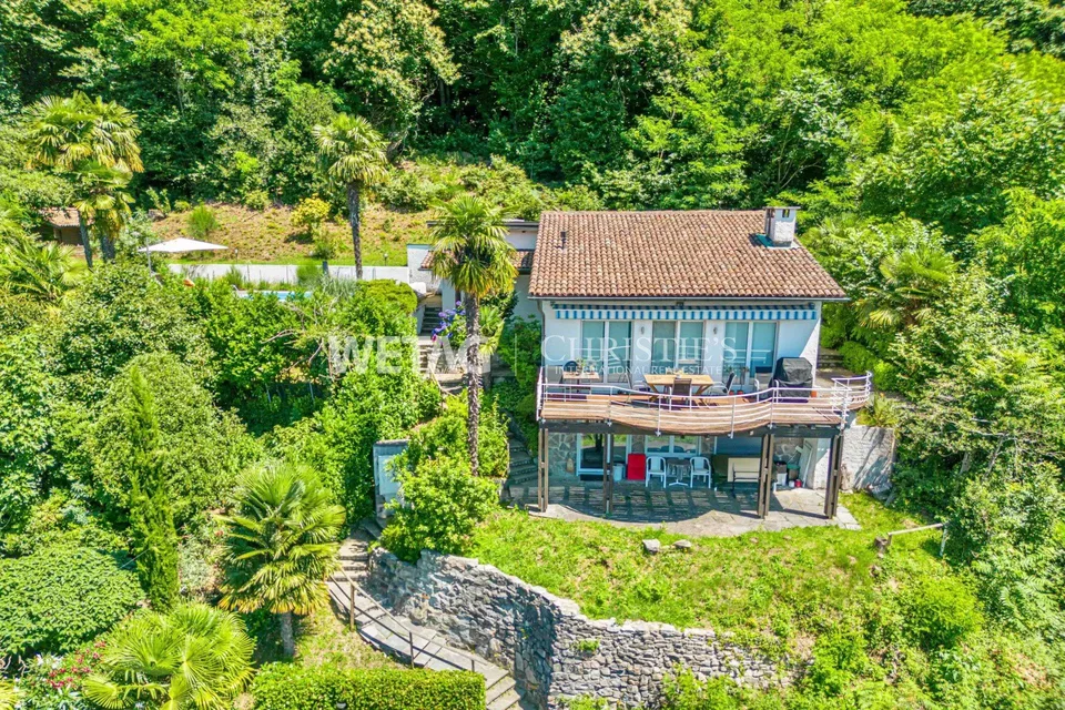 Deliziosa piccola villa con piscina esterna, vista lago a Montagnola in vendita – foto 12 di 13