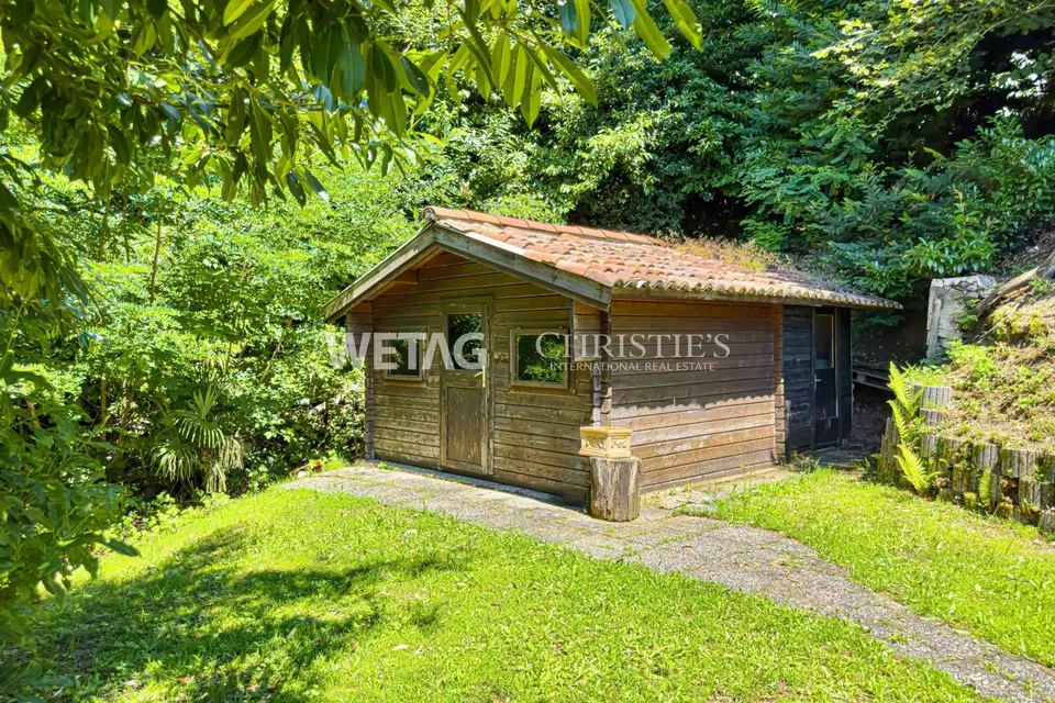 Deliziosa piccola villa con piscina esterna, vista lago a Montagnola in vendita – foto 10 di 13