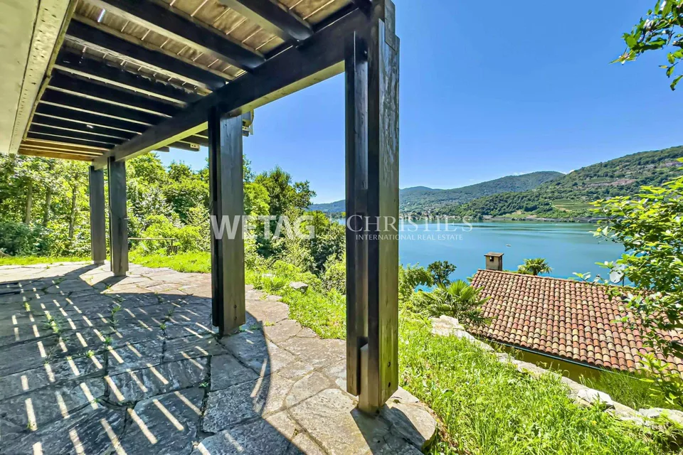 Deliziosa piccola villa con piscina esterna, vista lago a Montagnola in vendita – foto 11 di 13