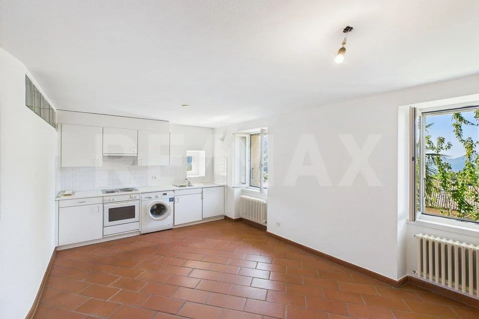 Arogno Casa bifamiliare di nucleo con grottino, terrazza e cortile – Foto 6 von 13