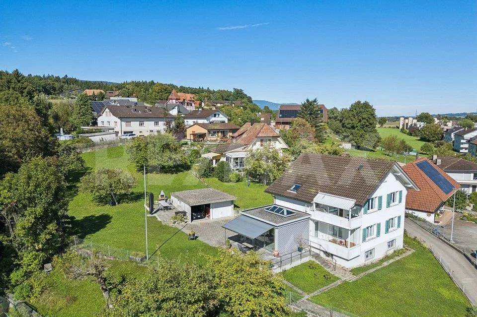 saniertes Ein- bis Zweifamilienhaus im Zentrum von Orpund