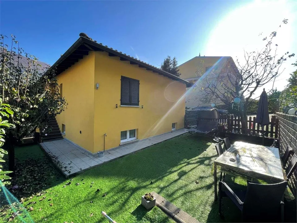 Canobbio: Semi-detached house 7 rooms