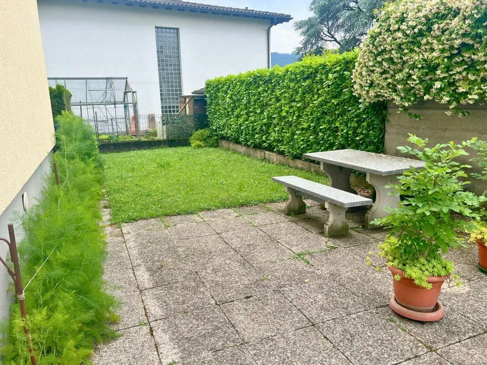 Wohnung mit 3.5 Zimmern, möbliert, mit Balkon – Foto 11 von 12
