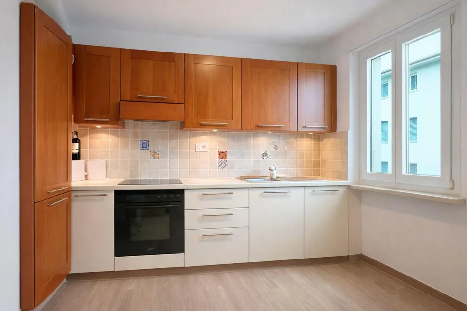 Appartamento da 3.5 locali, ammobiliato, con balcone