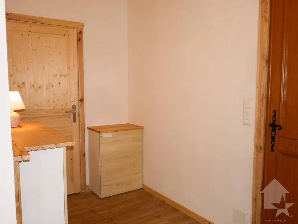 Superbe chalet neuf à Liddes ! Ensoleillement top et belle vue ! – photo 10 sur 28