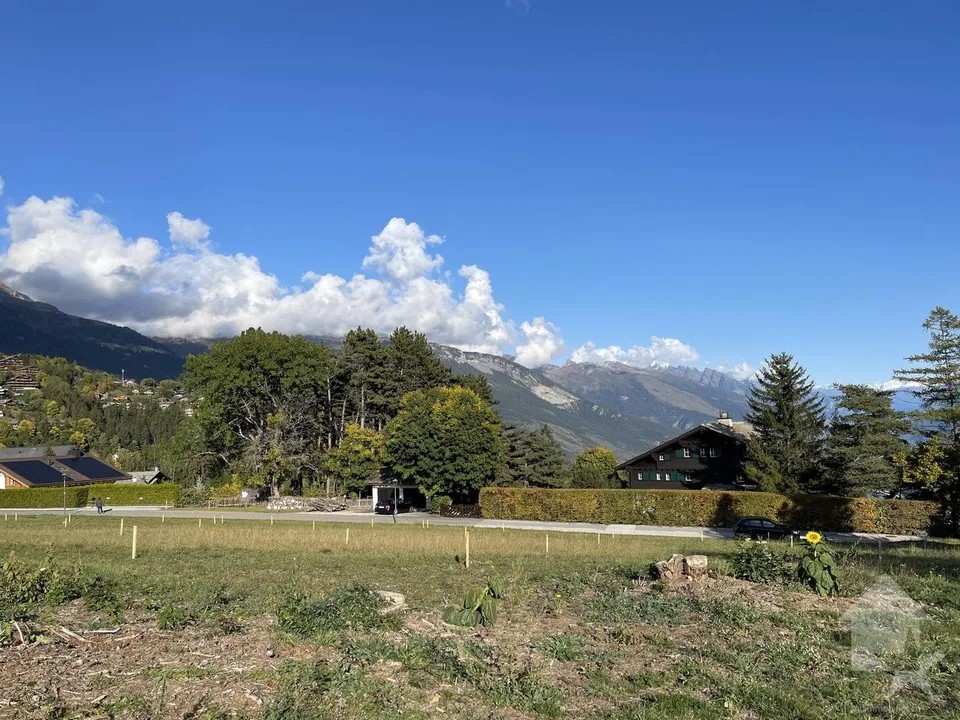 In Bau, traditionelles Chalet, ruhige Nachbarschaft, Panoramablick
