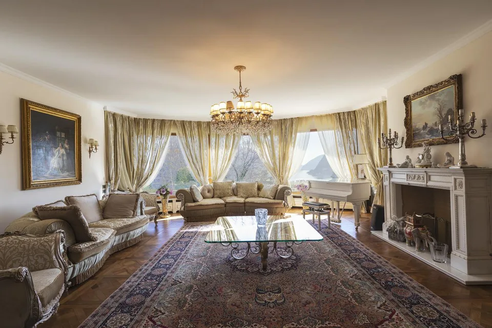 11.5 Zimmer Villa in Savosa – Foto 8 von 14