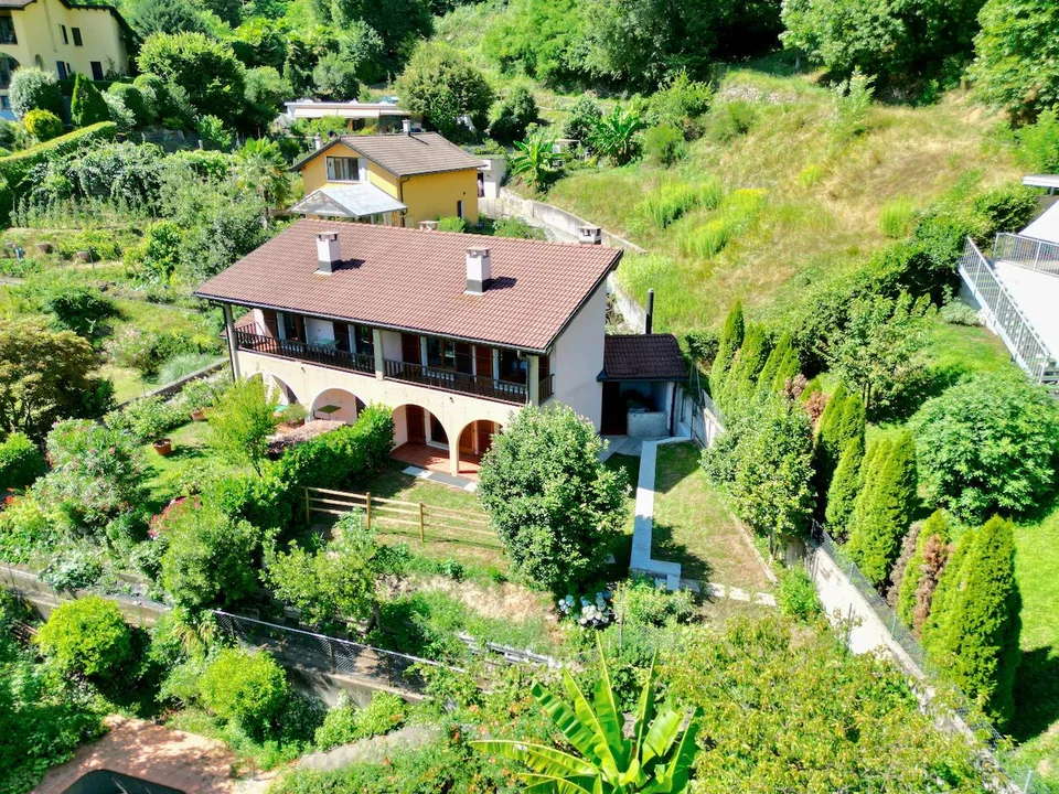 Villetta a Schiera ad Angolo con Giardino - Anche come Casa Secondaria