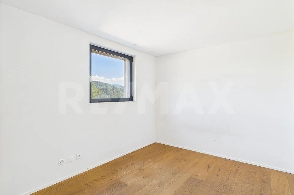 Attico con grande terrazza e vista Lago – photo 12 sur 13