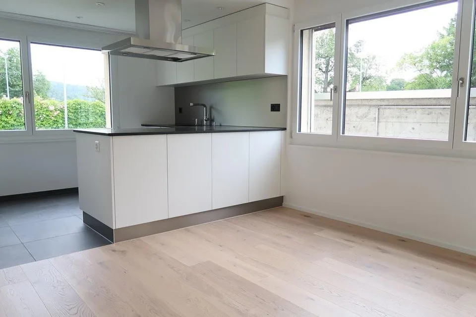 Erstbezug nach Sanierung: Attraktive 5.5-Zimmer-Wohnung