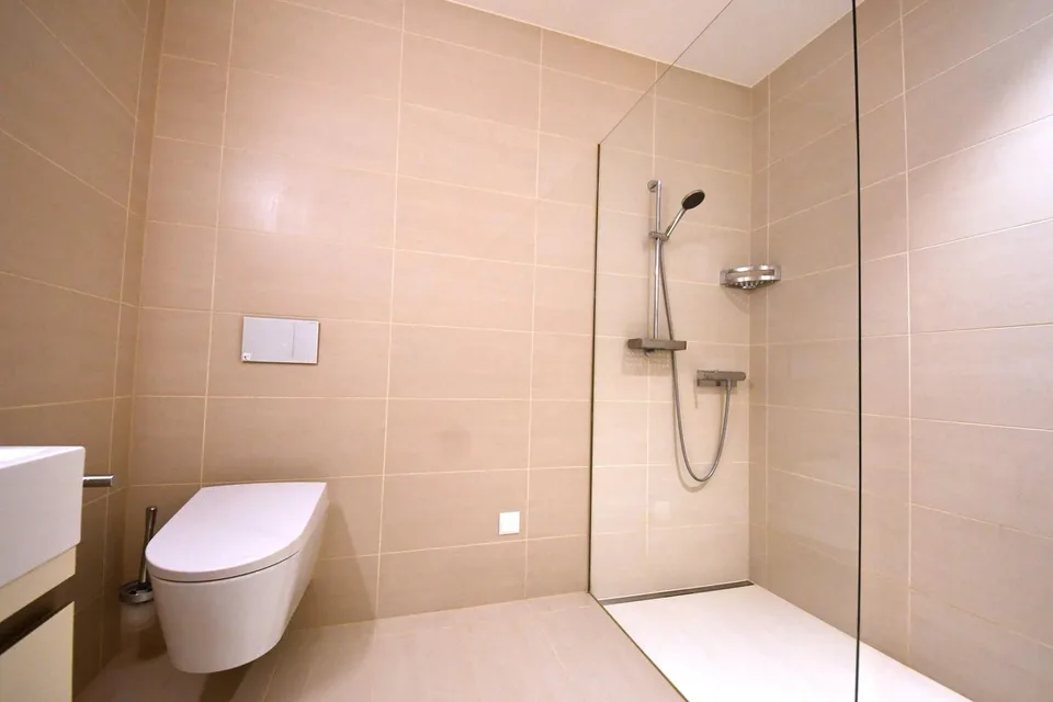 Attraktive Wohnung mit Gartensitzplatz in Zürich-Hottingen