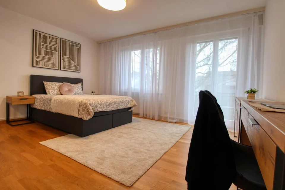 Your Stylish Coliving in Zürich's Vibrant Höngg District