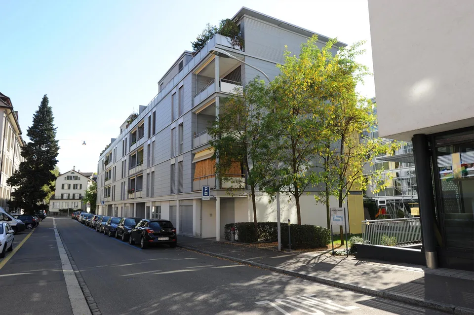 91 m2 Loftwohnung mitten im Seefeld