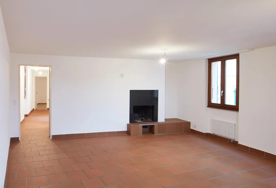 3,5 Lokale im Kern von Balerna