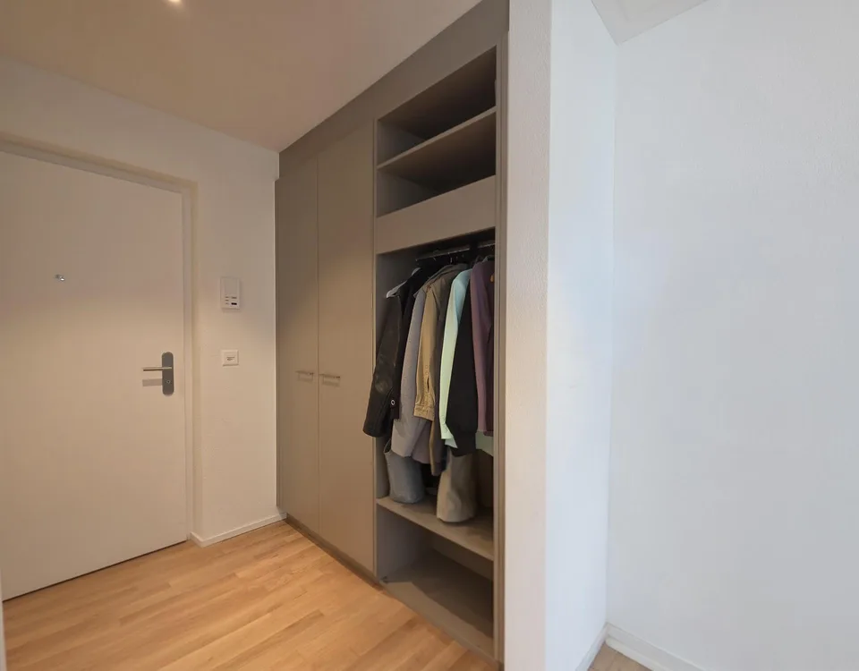 Moderne 2.5-Zimmer-Wohnung mit grossem Balkon in Thayngen!