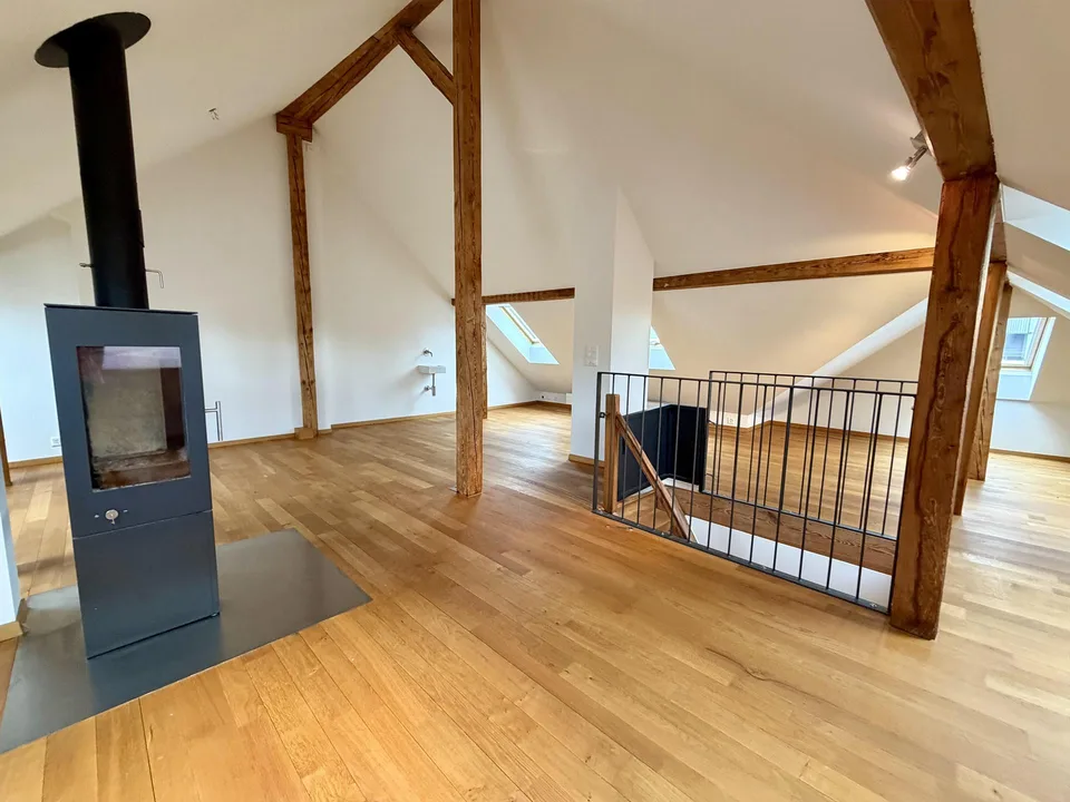 Exklusive 3.5-Zimmer-Maisonettewohnung mit Cheminée im beliebten Kr...