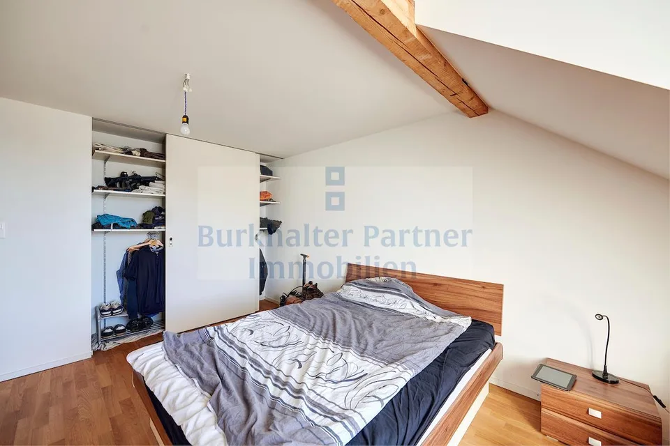 Wunderschöne Dachwohnung mit Galerie in der vorderen Länggasse! – foto 6 di 9