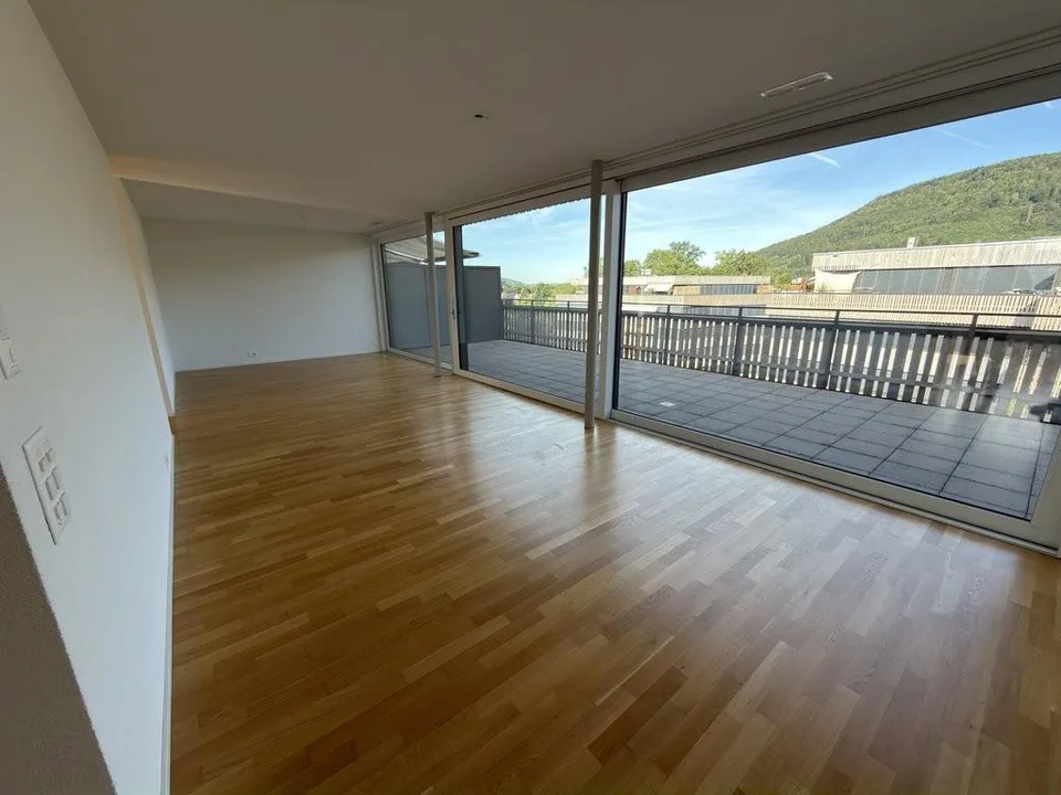 Modernes Wohnen mit grossem Balkon