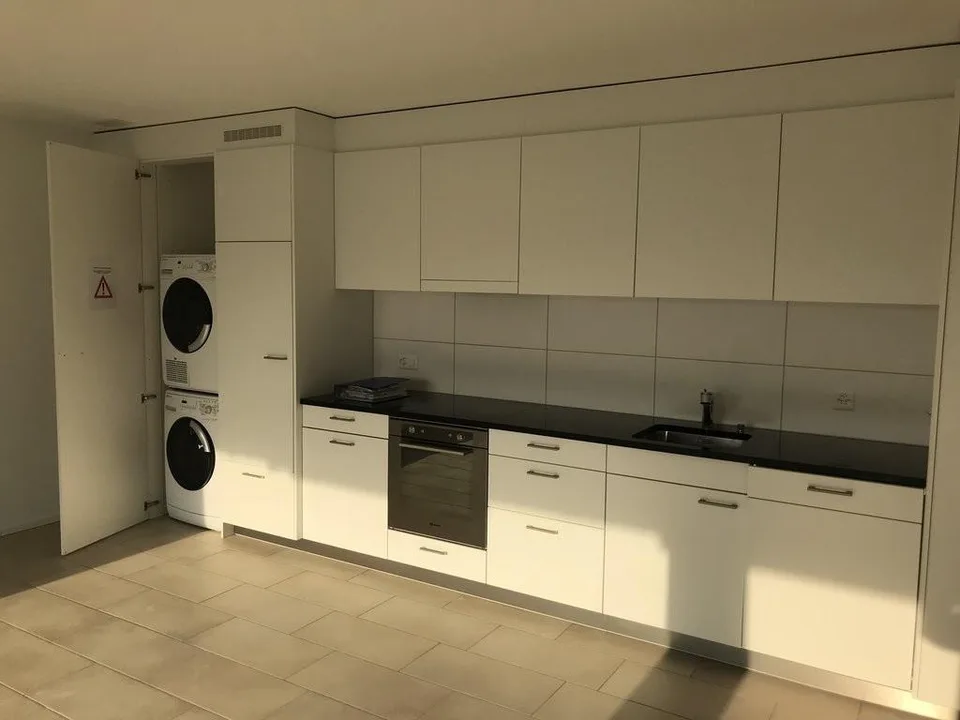 Appartamento 2.5 locali elegante con area di soggiorno