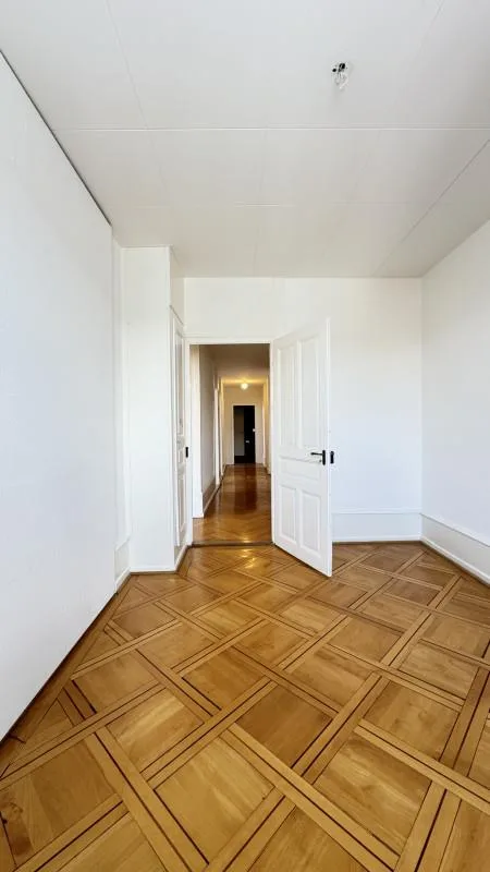 4 pièces lumineux proche gare, 89 m², ascenseur | La Chaux-de-Fonds