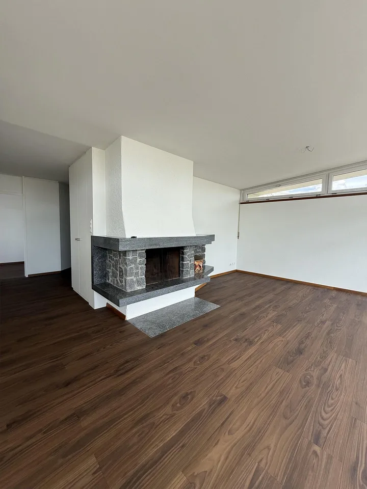 Appartement en attique spacieux de 5,5 pièces au cœur de Kloten