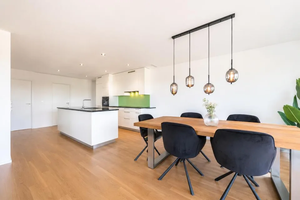 Moderne Eigentumswohnung mit Seeblick und Minergie-Standard