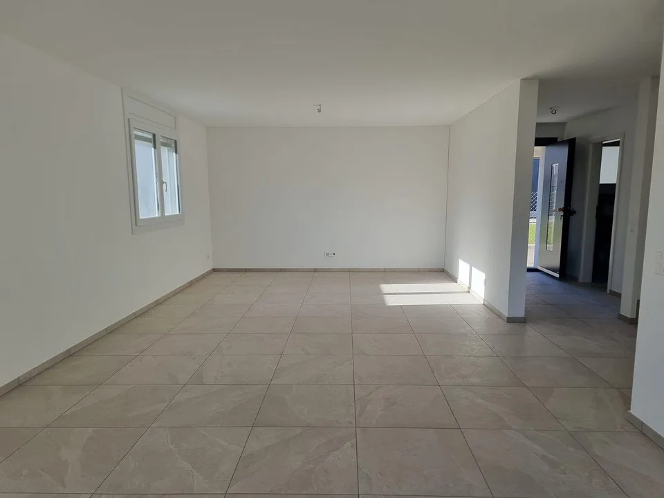 Nuova casa unifamiliare di 5.5 locali | Neues 5,5-Zimmer-Einfamilie...