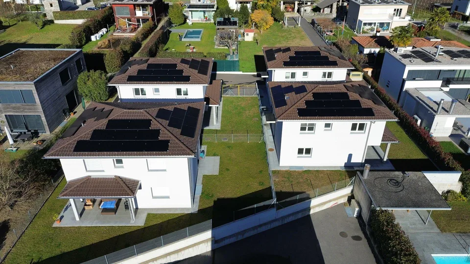 Nuova casa unifamiliare di 5.5 locali | Neues 5,5-Zimmer-Einfamilie...