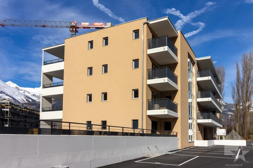 Wohnung 3.5 Zimmer mit 105 m2 und großem Balkon – Foto 7 von 7