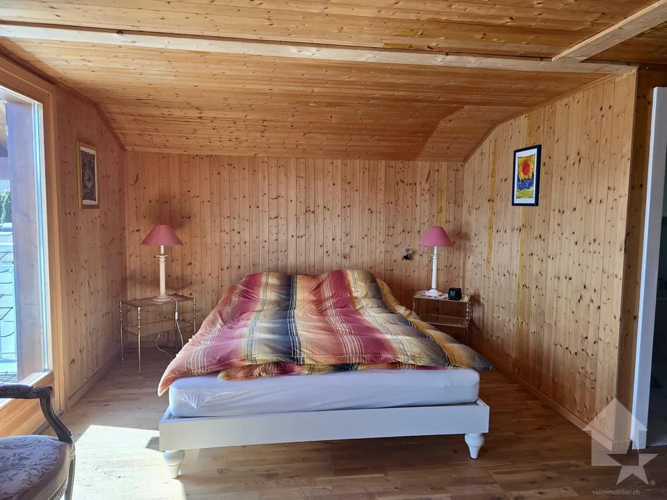 Prächtiges Chalet in einem Wohnviertel von Blignou