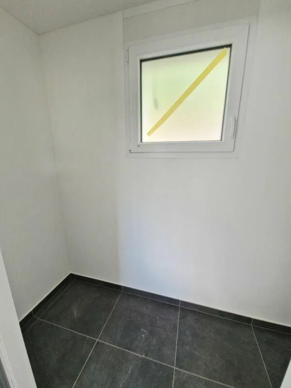 Vente à Cugnasco - Nouvelle maison unifamiliale de 5,5 pièces avec jardin privé – photo 14 sur 30