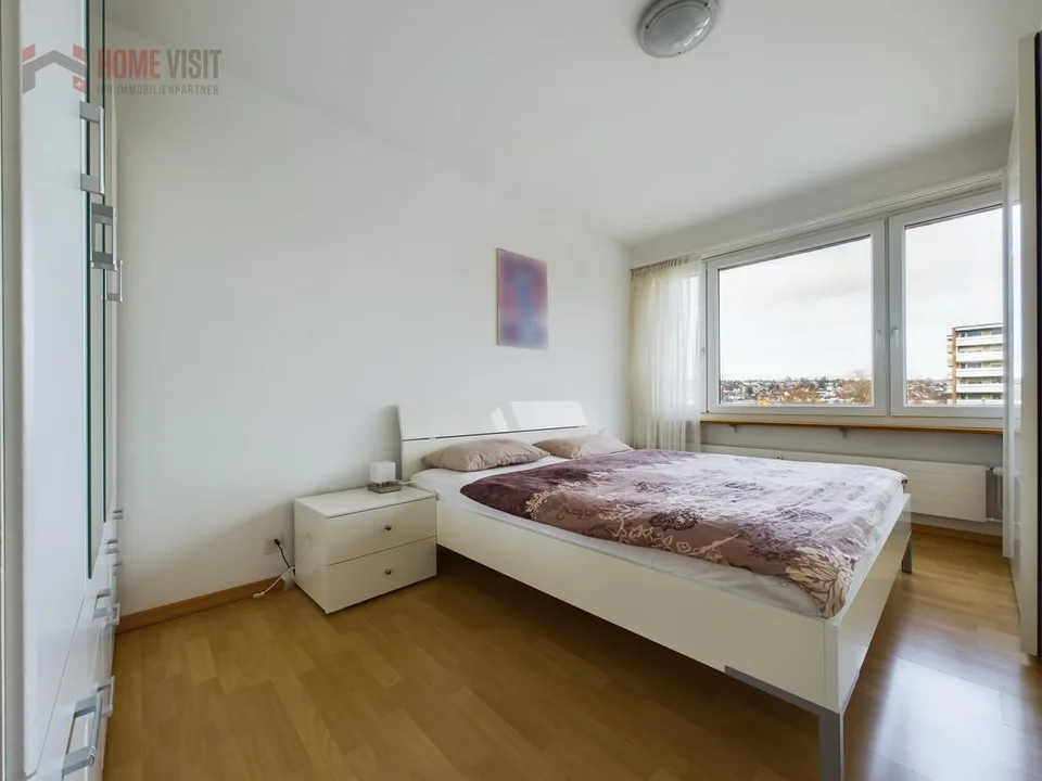 Wohnen mit Weitsicht – 4.5-Zi.-Wohnung mit sonnigem Balkon in Therwil