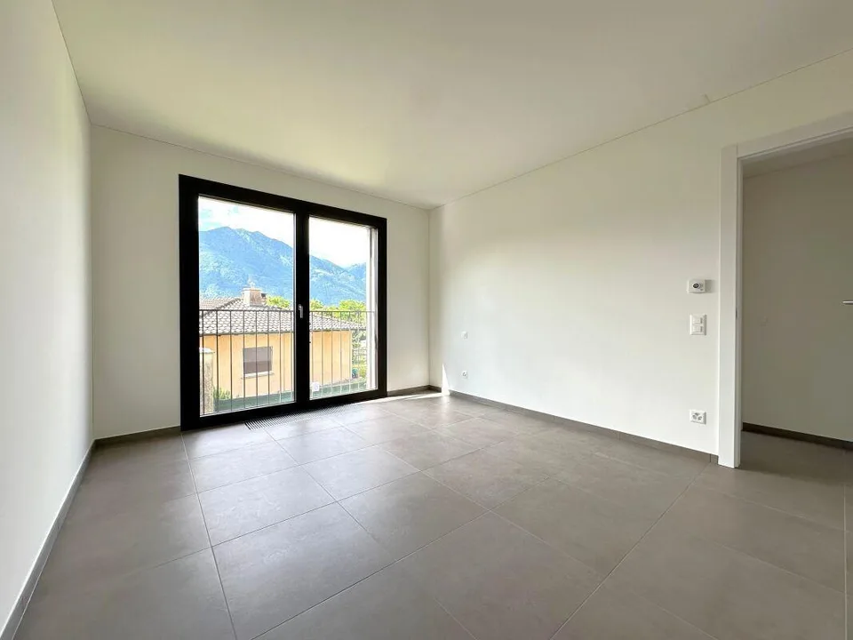 Moderno 3.5 locali immerso nel verde a Gordola | Moderne 3.5-ZWg im... – photo 6 sur 9